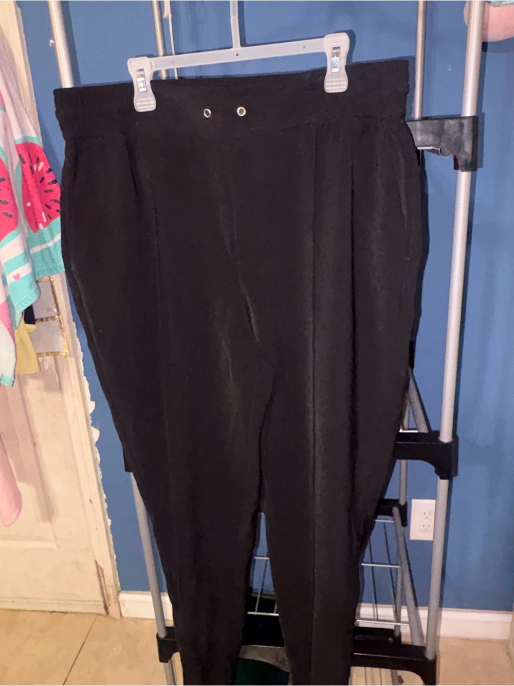 Nine West Black Elastic-Waist Pants